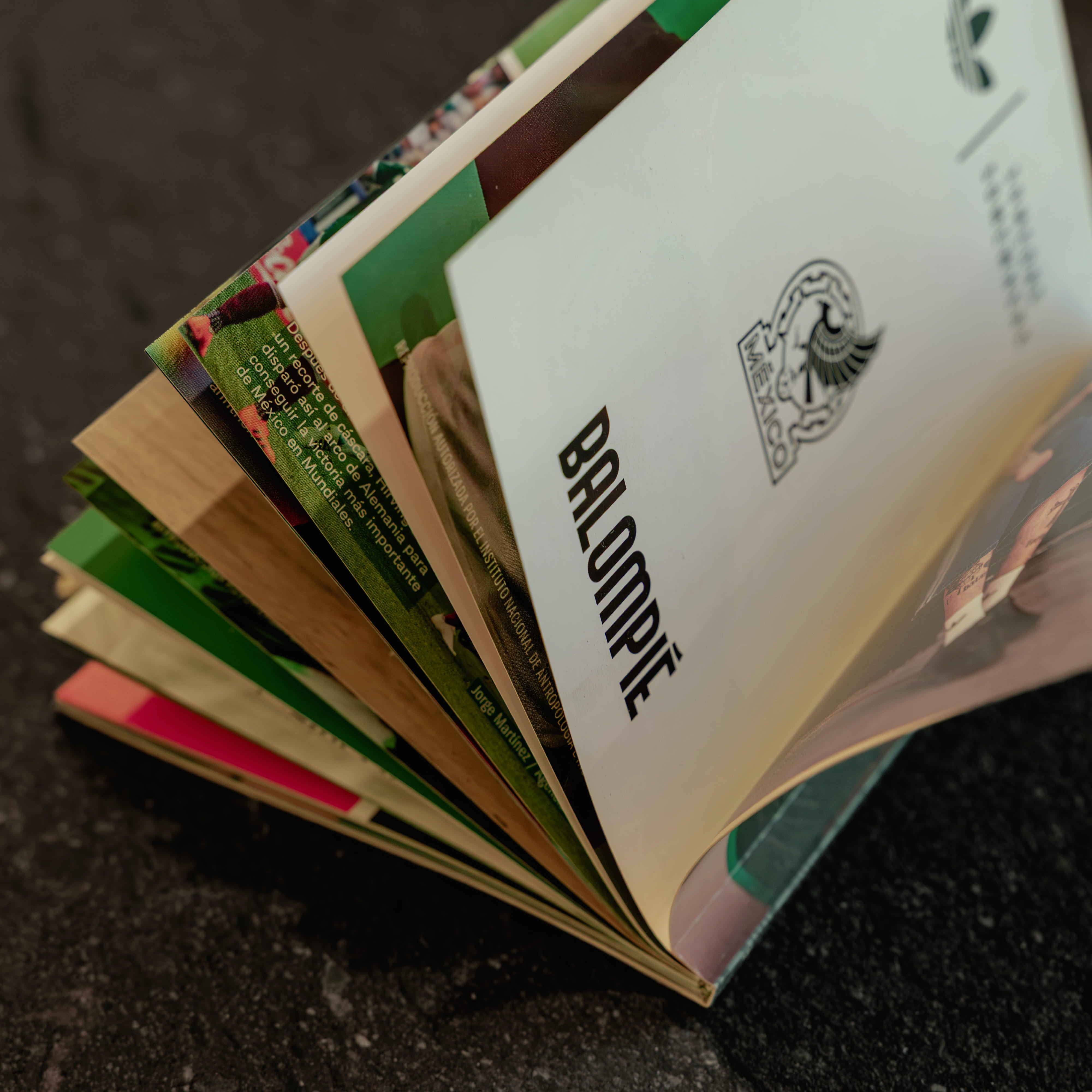Detalle del papel y la impresión de Balompié